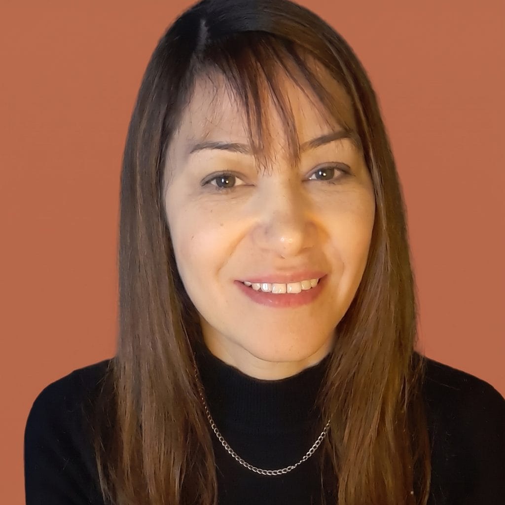 Retrato de Caroline Borja, autora de Ela Passou da Idade